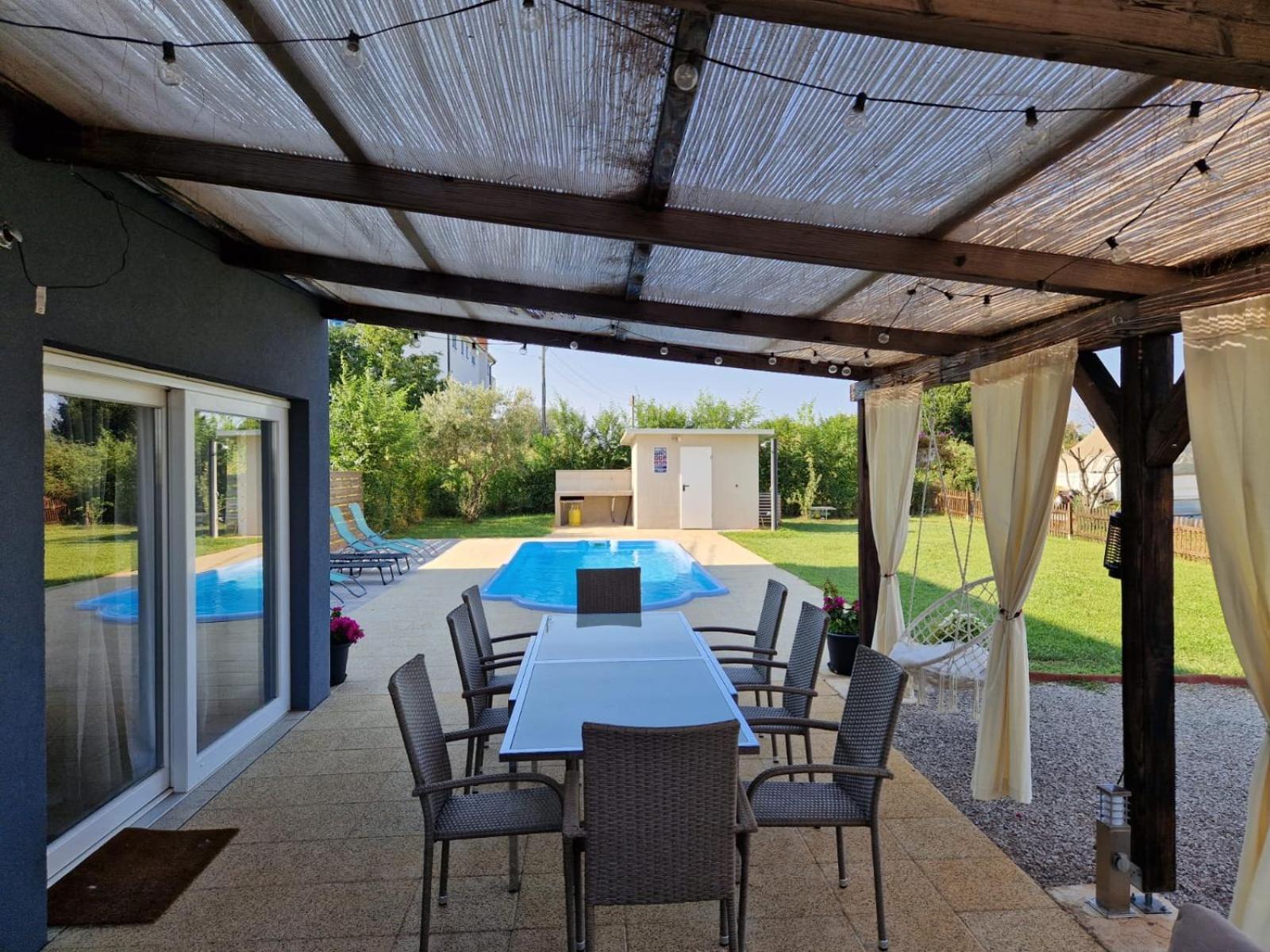 Villa Makale Umago Esterno foto